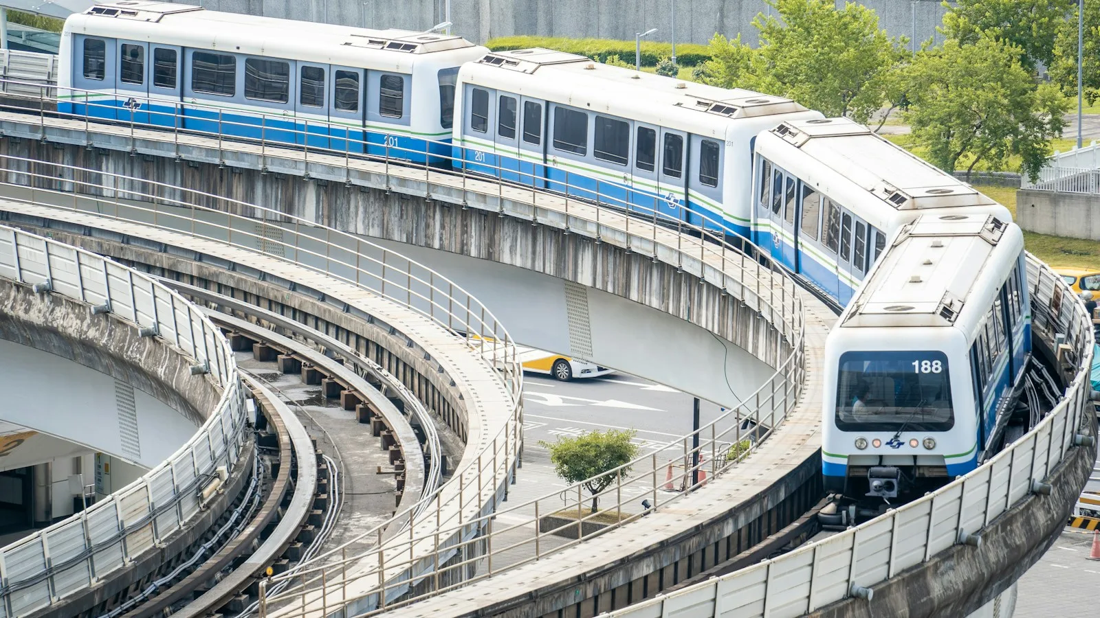 Option 3 : rester à Taipei centre et prendre le MRT Express le matin